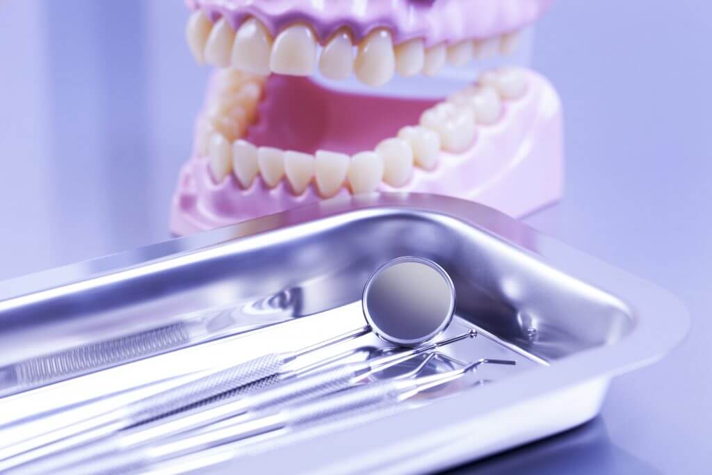 Buffalo Endodontist Examines Alternatives to a Root Canal